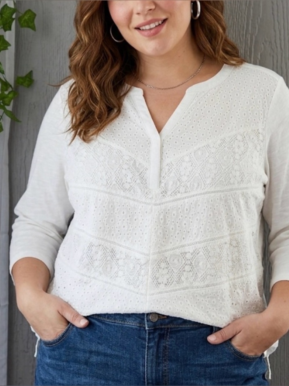 CJ Banks Women’s White Eyelet Lace Mixed Media Tunic Top 2X